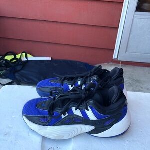 Adidas Trae Young Unlimited 2 Boy’s Royal Blue IG6701 Basketball Shoes Size 3.5